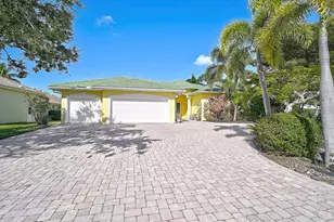 4708 Sweetmeadow Cir, Sarasota, FL 34238 - Photo 2