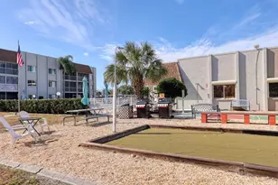 1330 Glen Oaks Dr E, Sarasota, FL 34232 - Photo 44