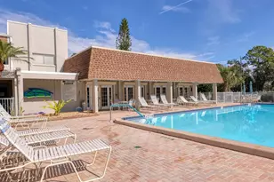 1330 Glen Oaks Dr E, Sarasota, FL 34232 - Photo 38