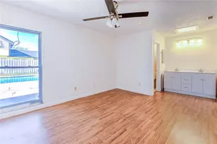 7416 Clearview Dr, Tampa, FL 33634 - Photo 16