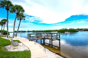 1300 N Portofino Dr, Sarasota, FL 34242 - Photo 36