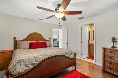 4132 Prairie View Drive, Sarasota, FL 34232 - Photo 8