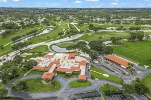 7193 W Country Club Dr N, Sarasota, FL 34243 - Photo 36