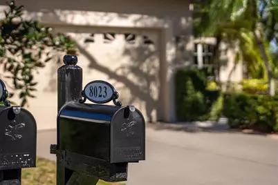 8023 Desoto Woods Drive, Sarasota, FL 34243 - Photo 4