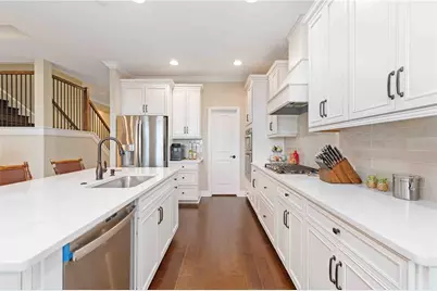 4828 Antrim Drive, Sarasota, FL 34240 - Photo 14