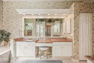 417 Huntridge Dr, Venice, FL 34292 - Photo 24