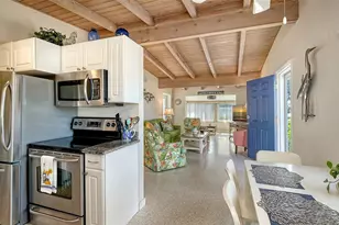 817 Harbor Dr S, Venice, FL 34285 - Photo 14