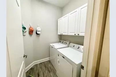 21645 Avon Park Court, Venice, FL 34293 - Photo 16