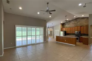 7704 Drayton Cir, University Park, FL 34201 - Photo 4