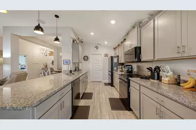 6811 162nd Place E, Parrish, FL 34219 - Photo 10