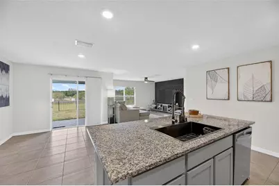 7511 Rosewood Garden Loop, Tampa, FL 33637 - Photo 10