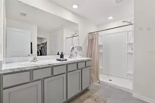 7511 Rosewood Garden Loop, Tampa, FL 33637 - Photo 18