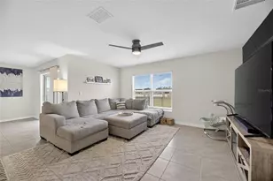 7511 Rosewood Garden Loop, Tampa, FL 33637 - Photo 12