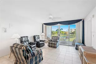 4550 Pinebrook Cir, Bradenton, FL 34209 - Photo 8