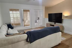 8926 Manor Loop Circle, Lakewood Ranch, FL 34202 - Photo 6