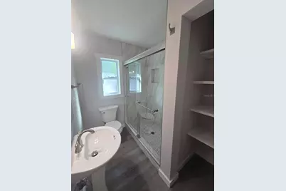 107 29th Street, Holmes Beach, FL 34217 - Photo 10