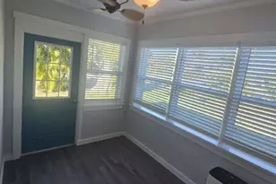 107 29th St, Holmes Beach, FL 34217 - Photo 6