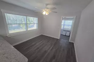 107 29th St, Holmes Beach, FL 34217 - Photo 4