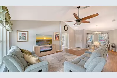 406 116th Street E, Bradenton, FL 34212 - Photo 10