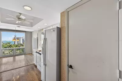 1111 N Gulfstream Avenue #8D, Sarasota, FL 34236 - Photo 10