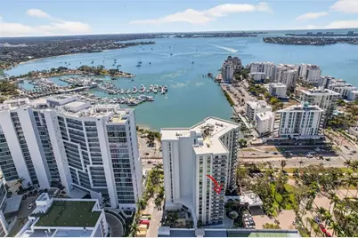 1111 N Gulfstream Avenue #8D, Sarasota, FL 34236 - Photo 2