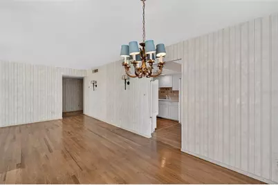 1111 N Gulfstream Avenue #8D, Sarasota, FL 34236 - Photo 16