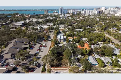 654 Lafayette Court, Sarasota, FL 34236 - Photo 6