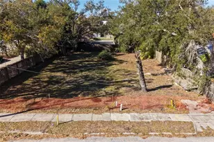 654 Lafayette Ct, Sarasota, FL 34236 - Photo 8