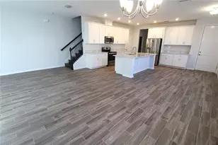 4175 Via Sienna Cir, Sarasota, FL 34243 - Photo 6