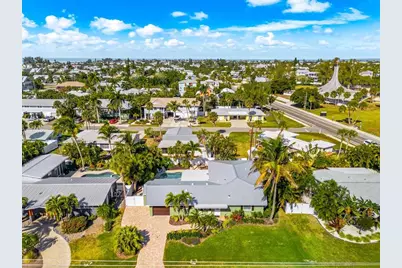 310 66th Street, Holmes Beach, FL 34217 - Photo 58