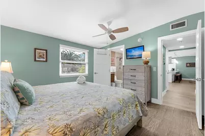 310 66th Street, Holmes Beach, FL 34217 - Photo 32