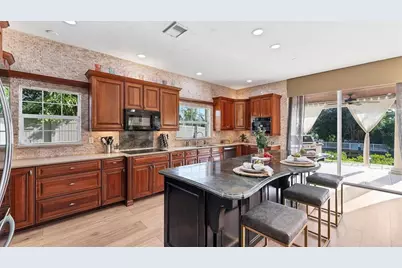 7300 Cove Terrace, Sarasota, FL 34231 - Photo 14