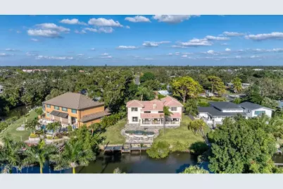 7300 Cove Terrace, Sarasota, FL 34231 - Photo 2