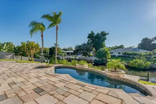 7300 Cove Terrace, Sarasota, FL 34231 - Photo 54