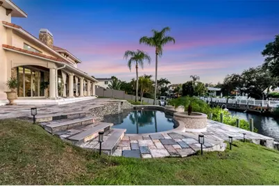 7300 Cove Terrace, Sarasota, FL 34231 - Photo 8