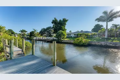 7300 Cove Terrace, Sarasota, FL 34231 - Photo 56