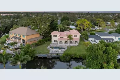 7300 Cove Terrace, Sarasota, FL 34231 - Photo 6
