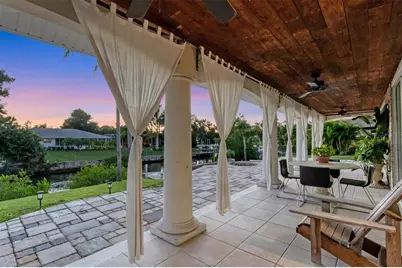 7300 Cove Terrace, Sarasota, FL 34231 - Photo 10