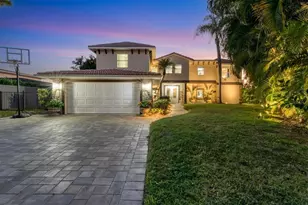 7300 Cove Terrace, Sarasota, FL 34231 - Photo 4