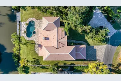 7300 Cove Terrace, Sarasota, FL 34231 - Photo 4