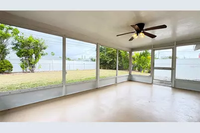 933 SE 26th Street, Cape Coral, FL 33904 - Photo 20