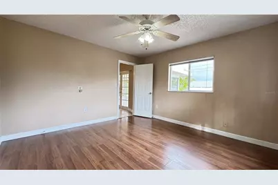 933 SE 26th Street, Cape Coral, FL 33904 - Photo 10