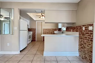 933 SE 26th St, Cape Coral, FL 33904 - Photo 4