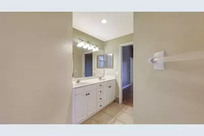 7641 Sweetbay Circle #7641, Bradenton, FL 34203 - Photo 14