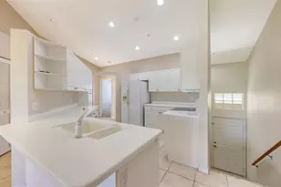 7641 Sweetbay Cir, Bradenton, FL 34203 - Photo 16