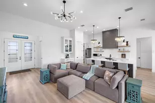 8125 Mossborger Ave, North Port, FL 34287 - Photo 14