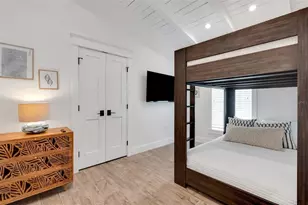 305 73rd St, Holmes Beach, FL 34217 - Photo 46