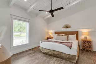 305 73rd St, Holmes Beach, FL 34217 - Photo 48