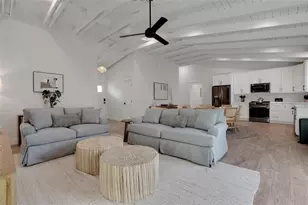 305 73rd St, Holmes Beach, FL 34217 - Photo 36