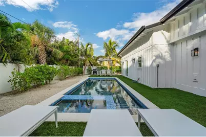 305 73rd Street, Holmes Beach, FL 34217 - Photo 28